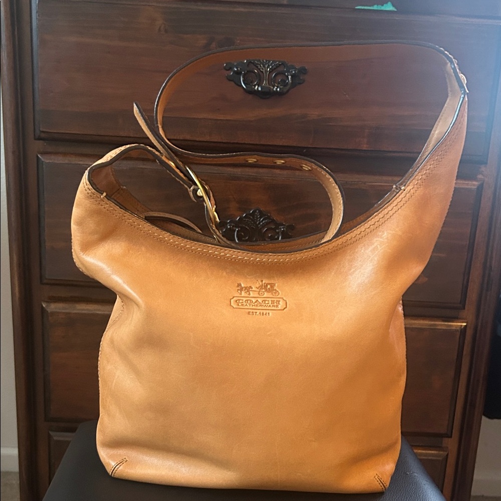 COACH Tattersall Bleecker Legacy in Burnished British Tan Leather. F12406